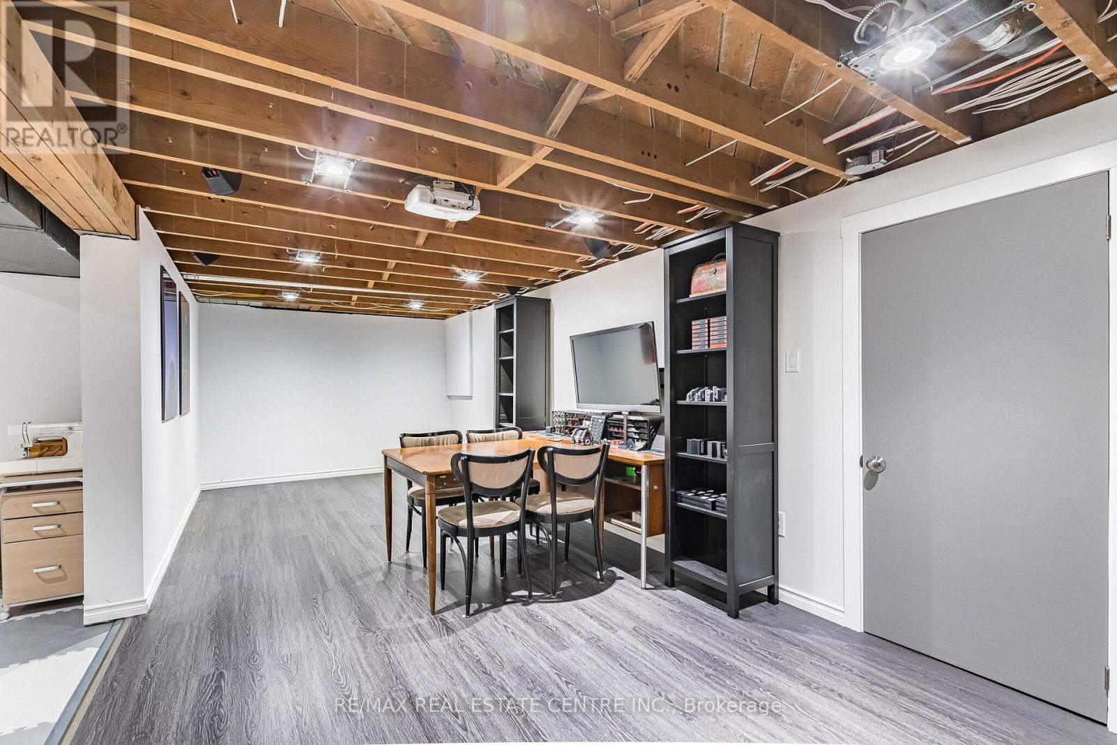 25 Lesbury Avenue, Brampton, Ontario  L6W 3A2 - Photo 45 - W12998136