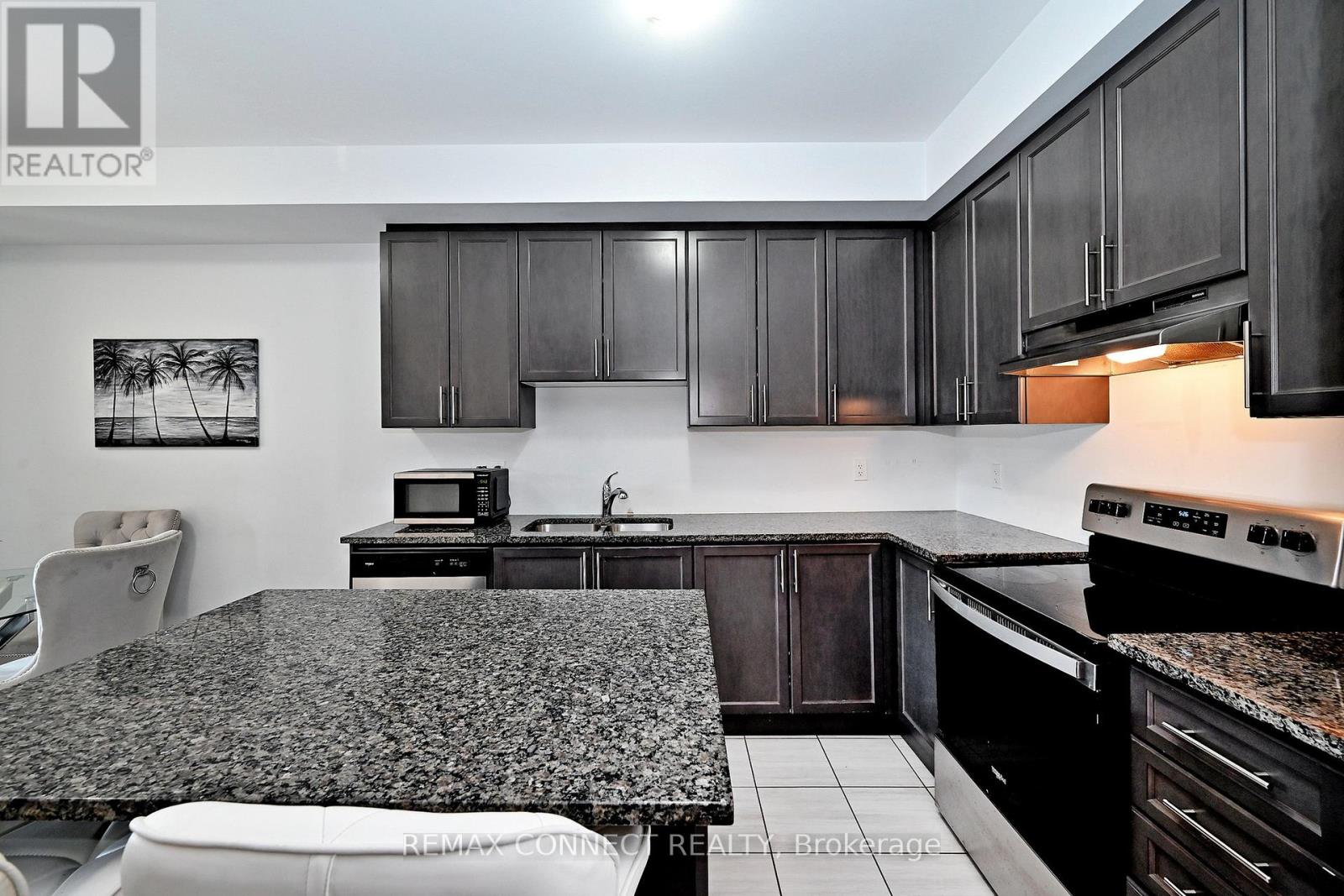 19 Gemma Place, Brampton, Ontario  L6Z 1X9 - Photo 13 - W12998152