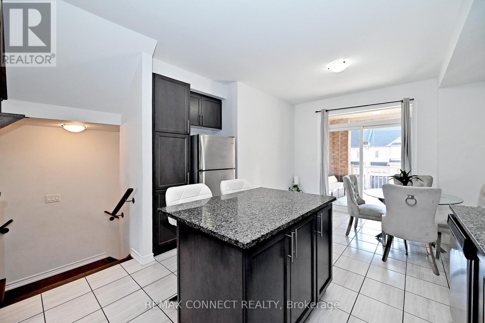 19 Gemma Place, Brampton, Ontario  L6Z 1X9 - Photo 16 - W12998152