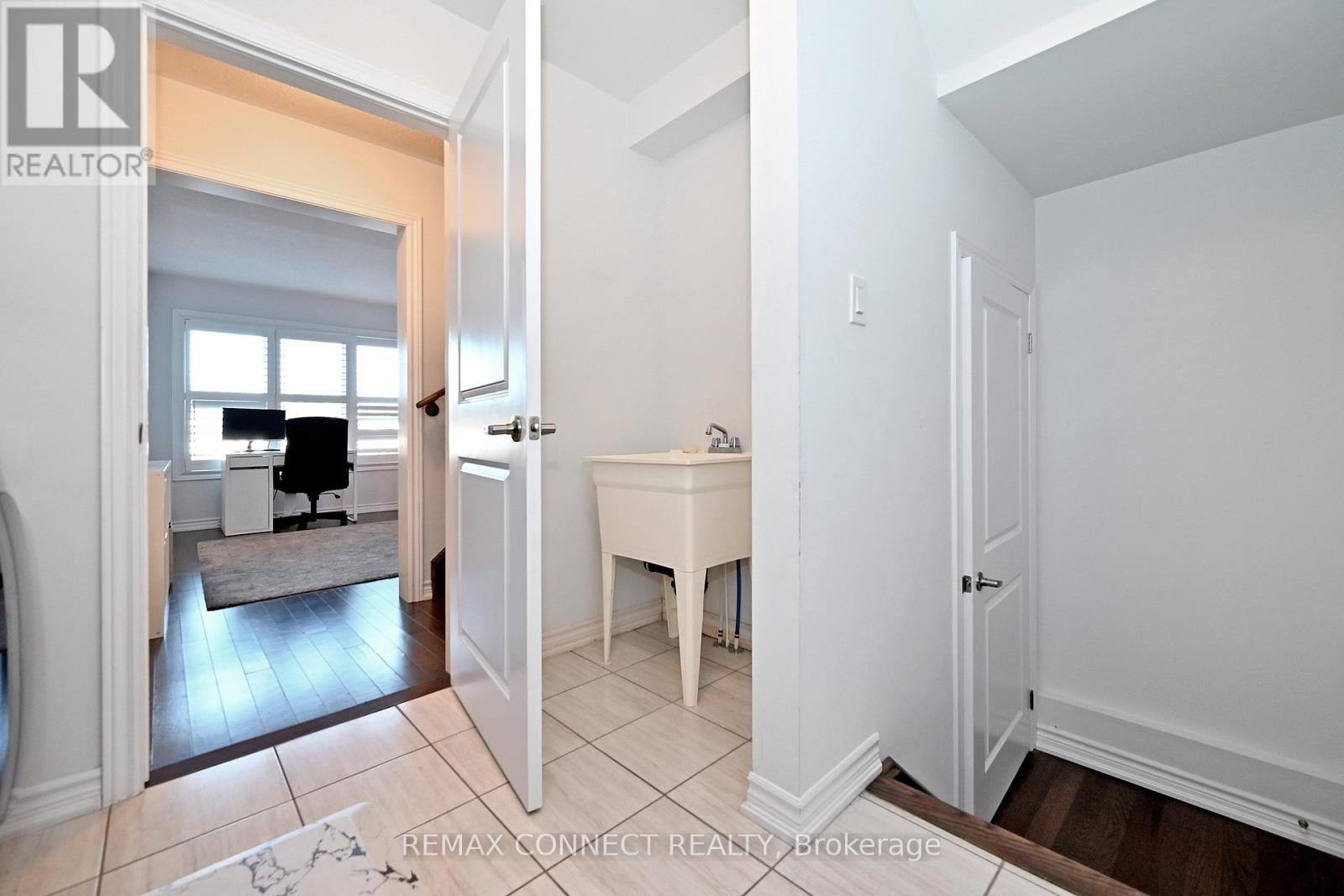 19 Gemma Place, Brampton, Ontario  L6Z 1X9 - Photo 45 - W12998152