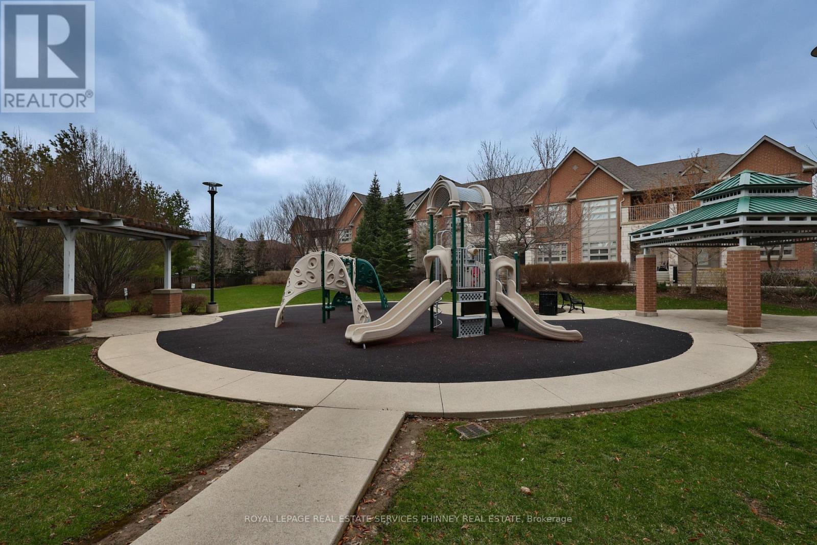 15 - 2460 Prince Michael Drive, Oakville, Ontario  L6H 0G8 - Photo 30 - W12998160