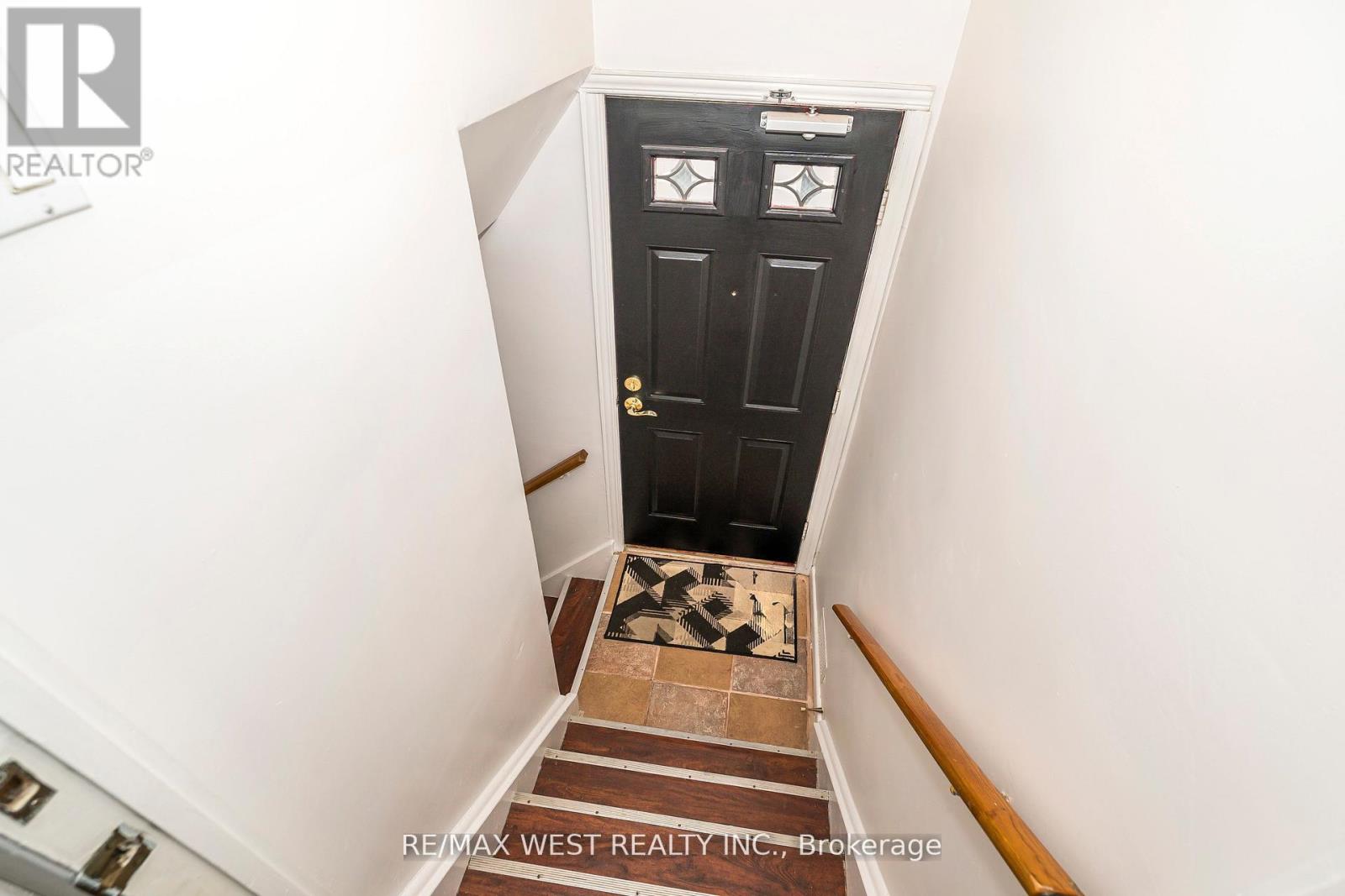 22 Dimplefield Place, Toronto, Ontario  M9C 4A1 - Photo 23 - W12998178