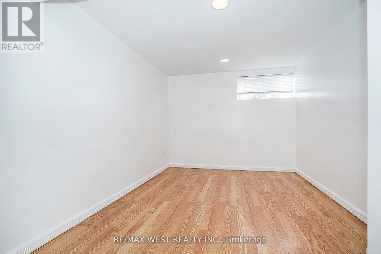 22 Dimplefield Place, Toronto, Ontario  M9C 4A1 - Photo 26 - W12998178