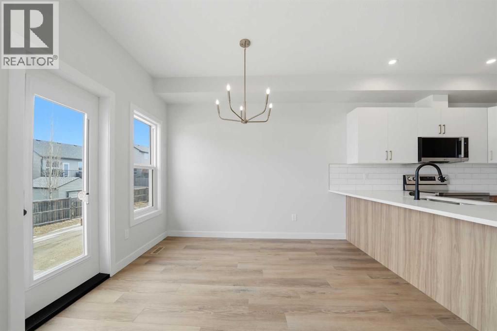 65 Pinnacle Close, Blackfalds, Alberta  T4M 0M3 - Photo 6 - A2298699