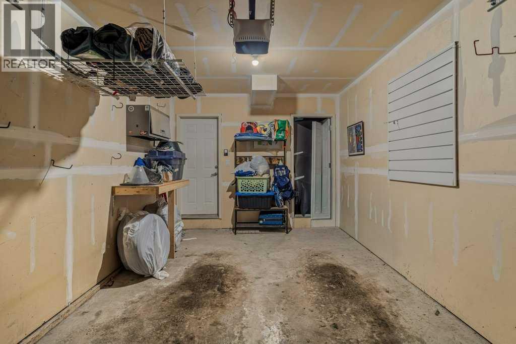 301, 70 Dyrgas Gate, Canmore, Alberta  T1W 3J6 - Photo 38 - A2299940