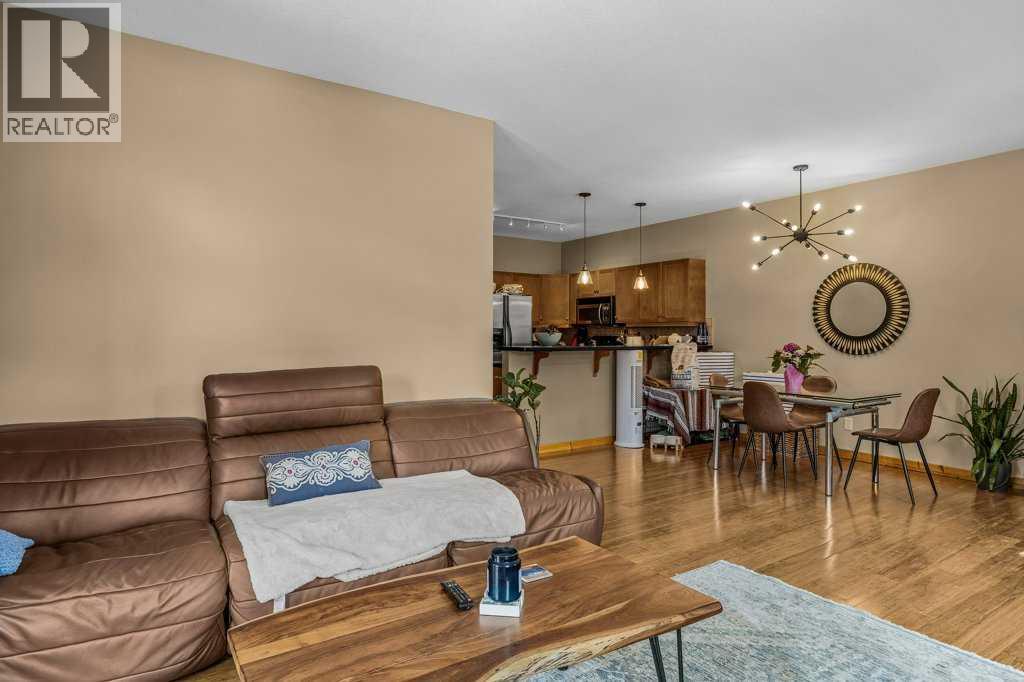 301, 70 Dyrgas Gate, Canmore, Alberta  T1W 3J6 - Photo 9 - A2299940