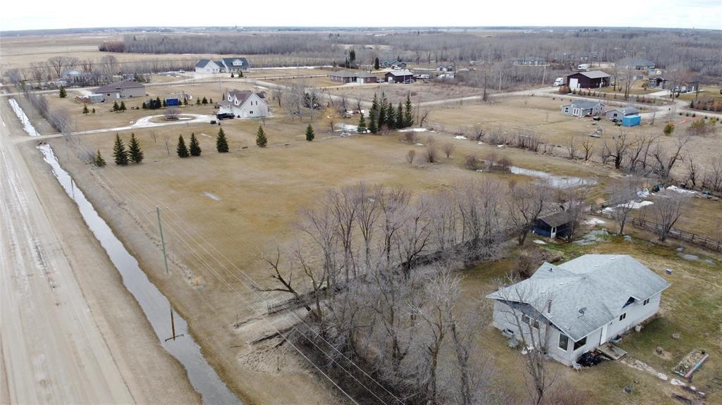 34122 37E Road, Steinbach, Manitoba