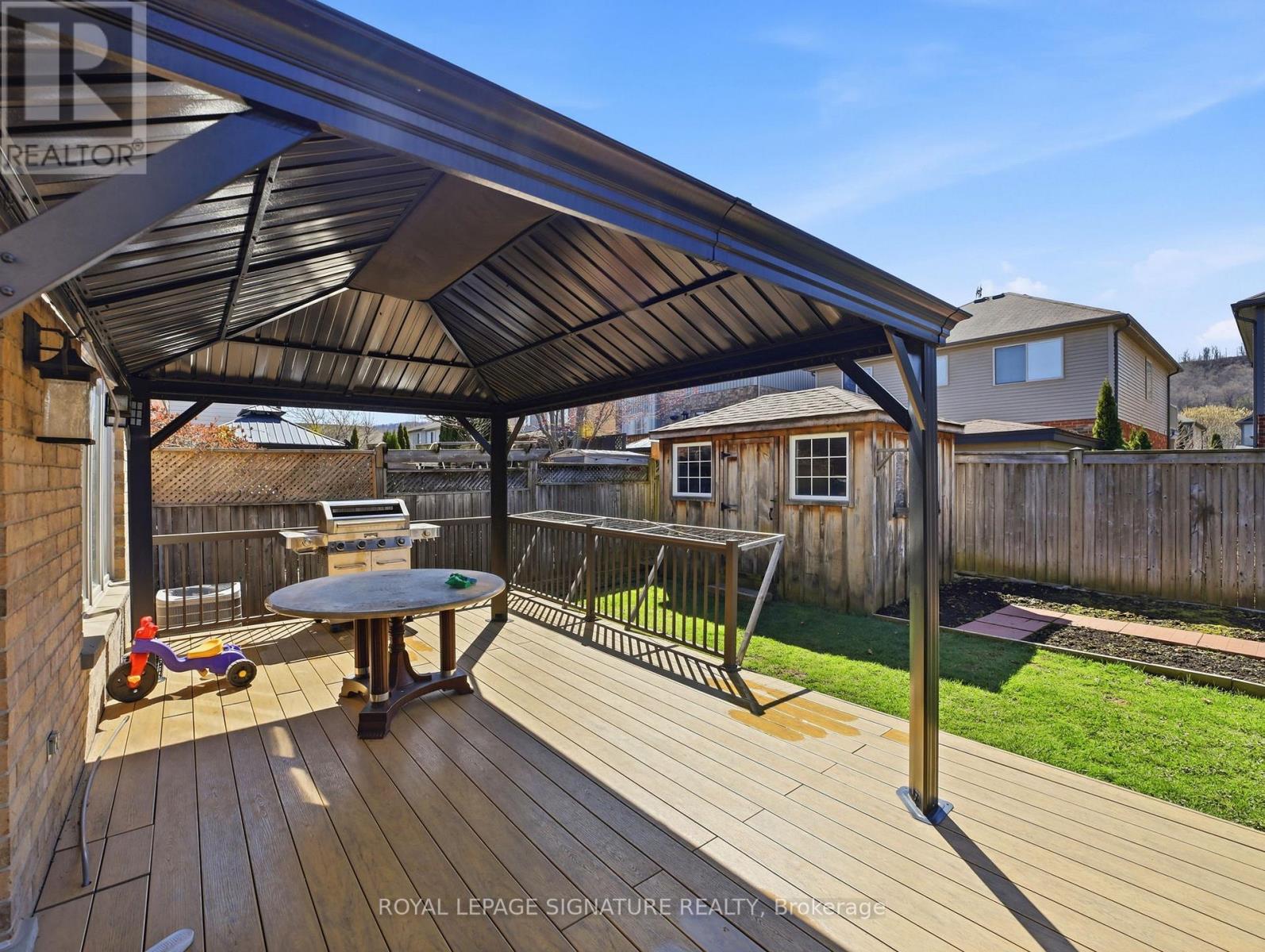 98 Willow Lane, Grimsby, Ontario  L3M 5P7 - Photo 34 - X12998192