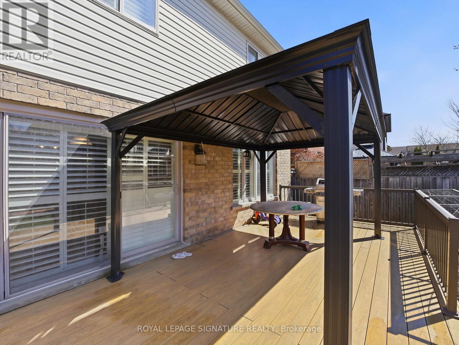 98 Willow Lane, Grimsby, Ontario  L3M 5P7 - Photo 35 - X12998192