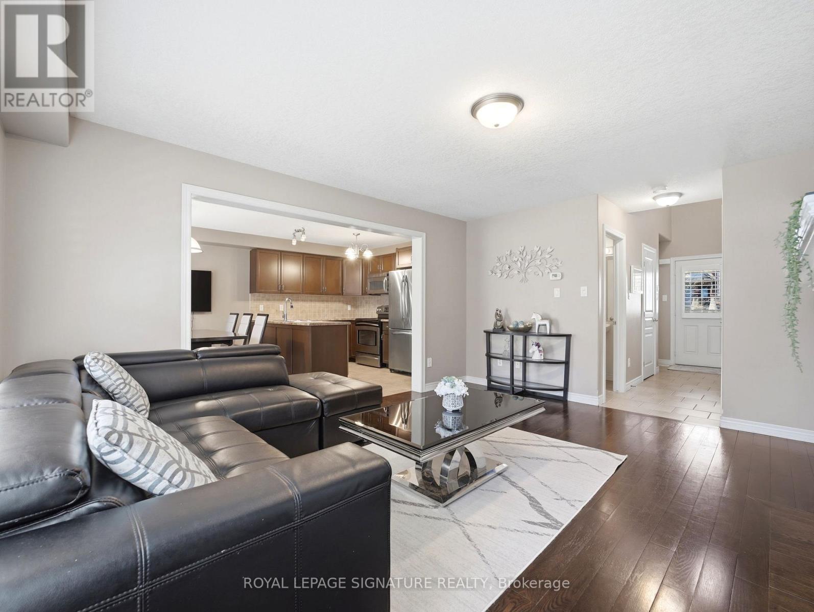 98 Willow Lane, Grimsby, Ontario  L3M 5P7 - Photo 7 - X12998192