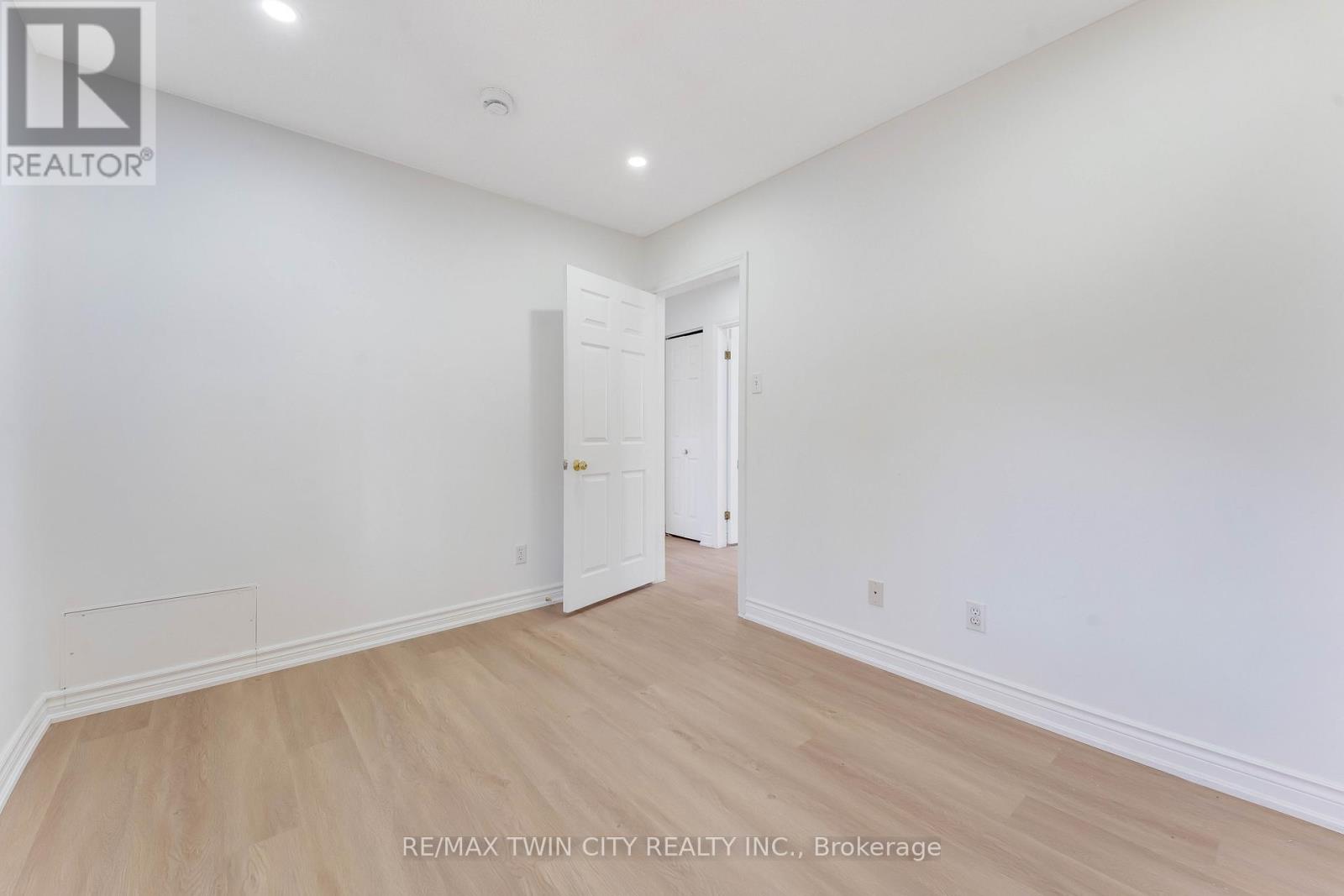 530 Fountain Street S, Cambridge, Ontario  N3H 1J3 - Photo 15 - X12998204