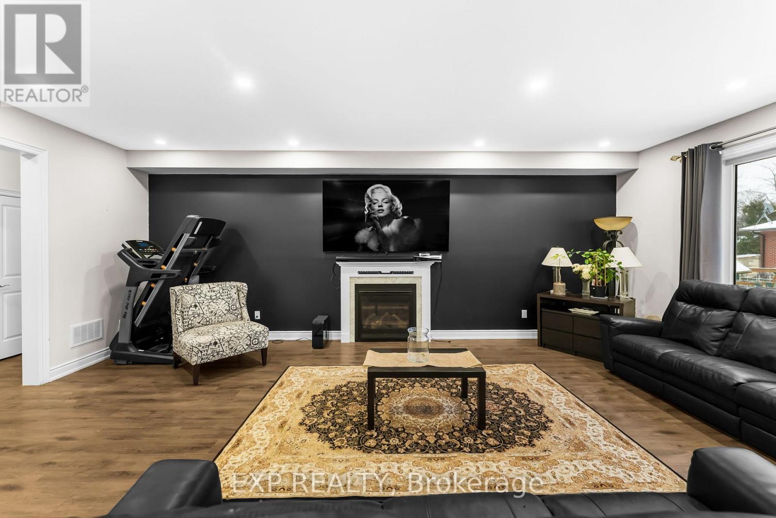 1951 Metro Road, Georgina, Ontario  L0E 1L0 - Photo 8 - N12997768