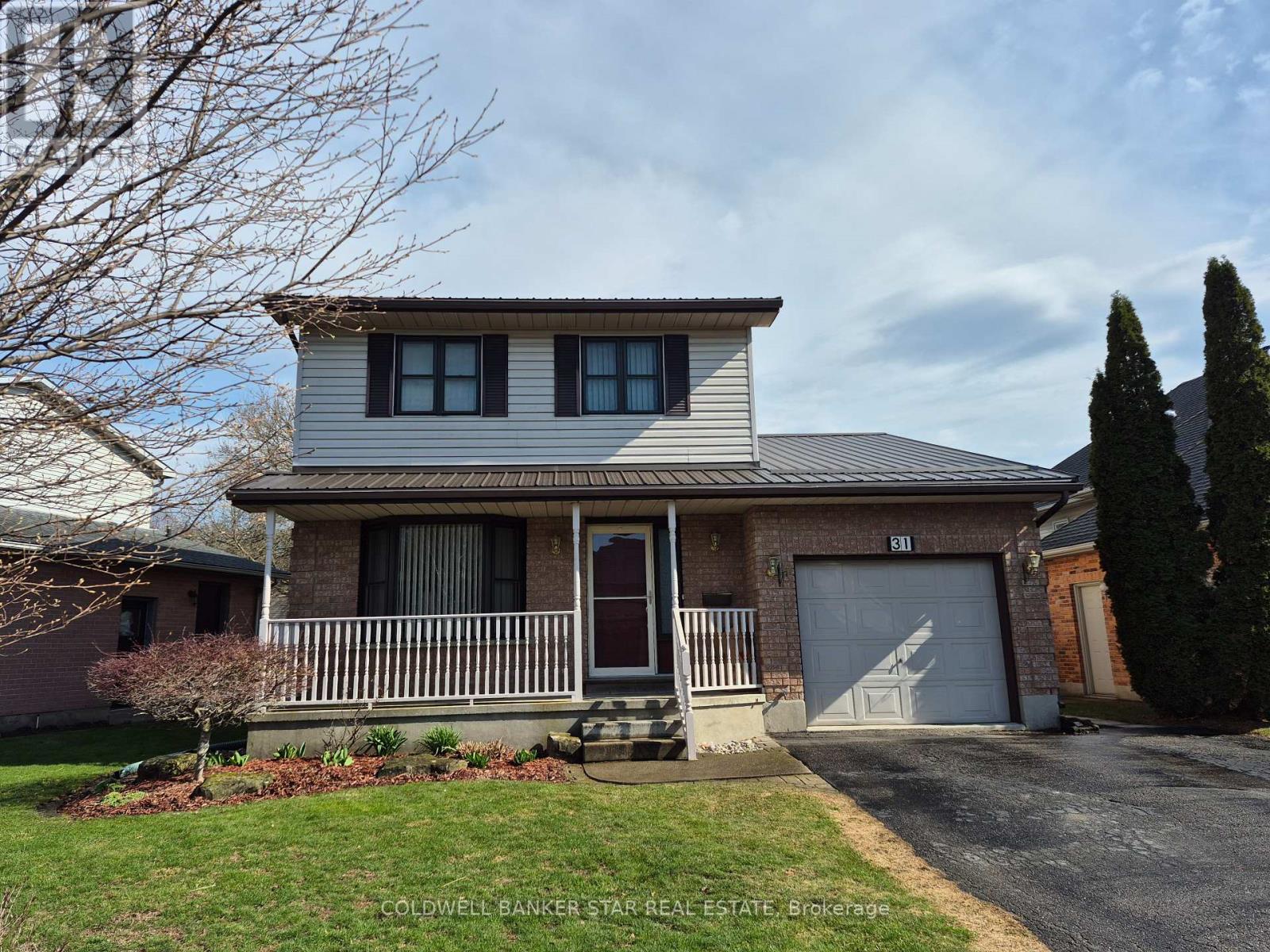 31 Sinclair Crescent, Aylmer, Ontario  N5H 3B7 - Photo 2 - X12960130