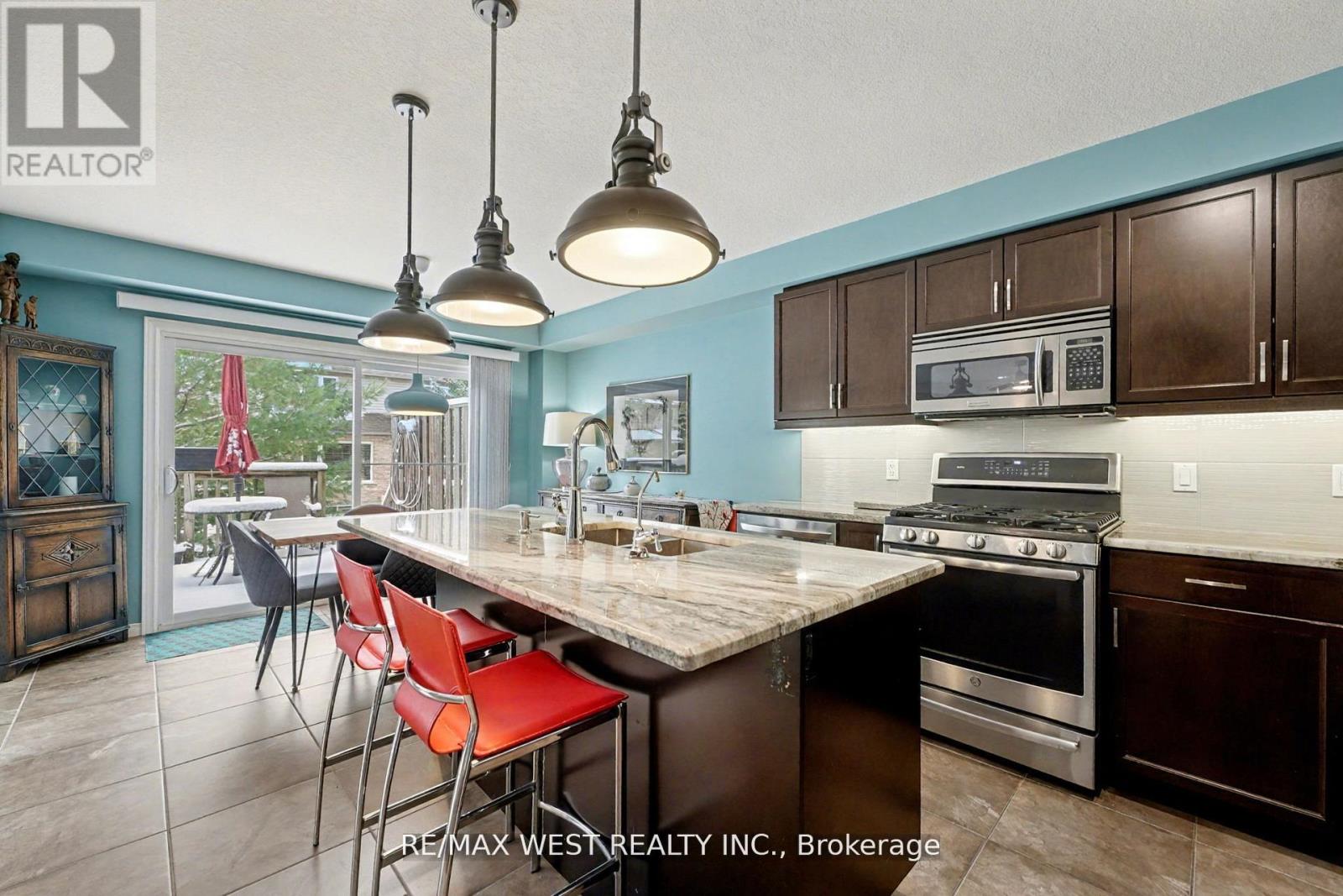 7 - 255 Summerfield Drive, Guelph, Ontario  N1L 0E1 - Photo 4 - X12901374