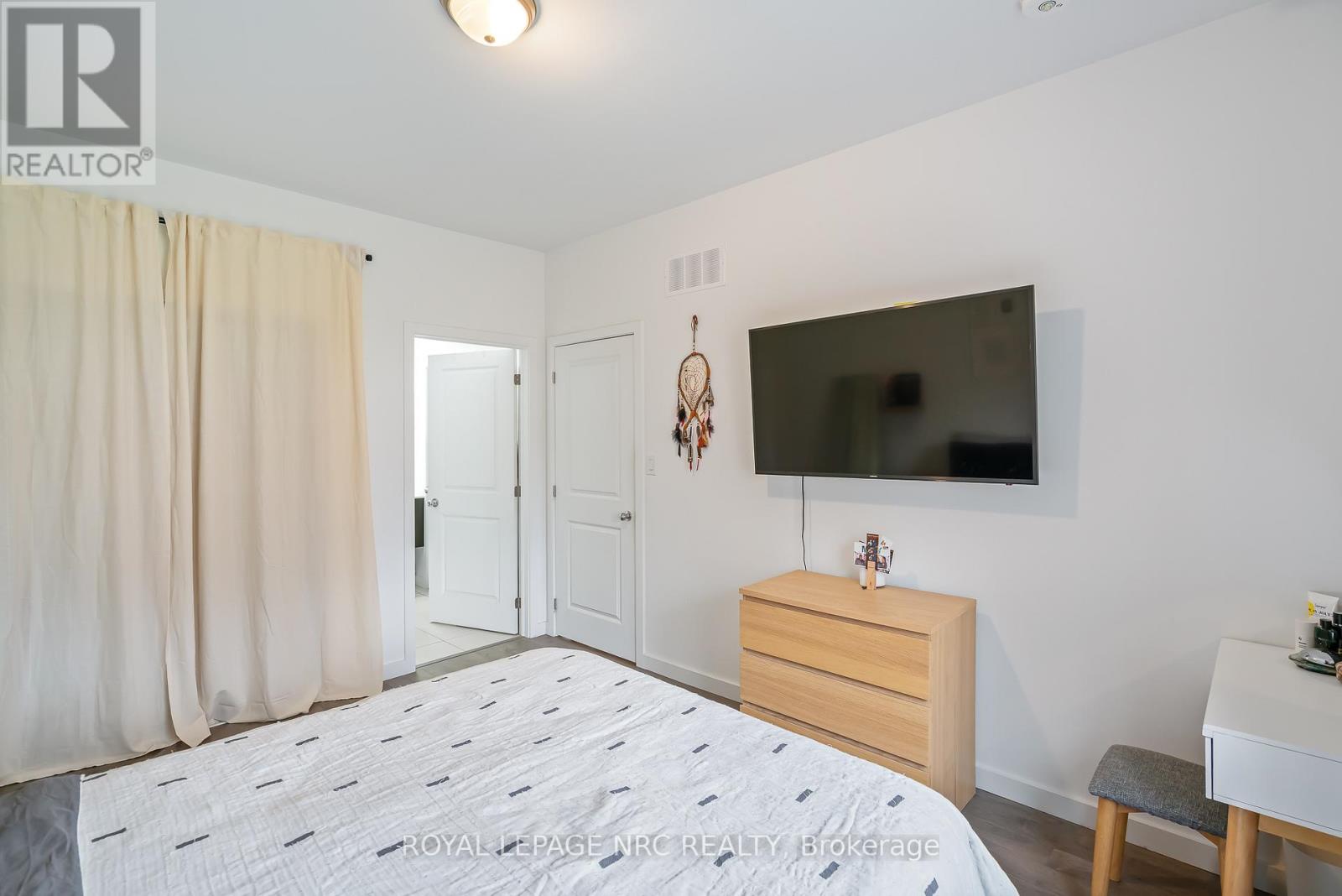 305 Chaffey Street, Welland, Ontario  L3B 0K5 - Photo 15 - X12544810