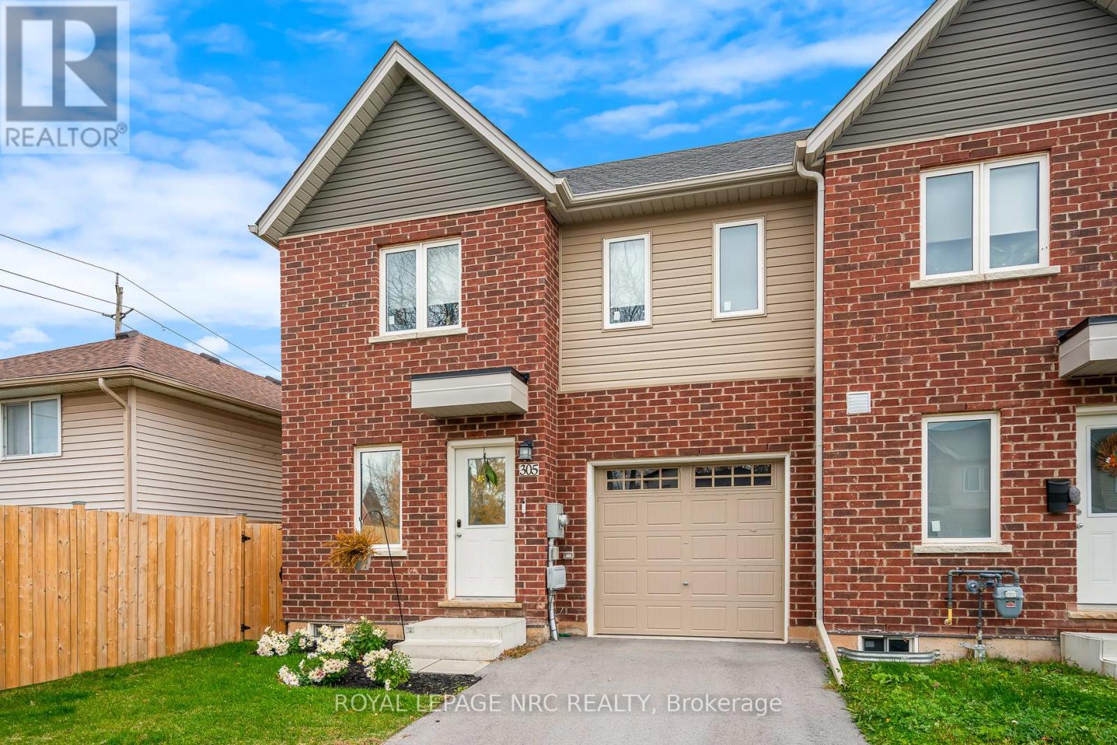 305 Chaffey Street, Welland, Ontario  L3B 0K5 - Photo 1 - X12544810