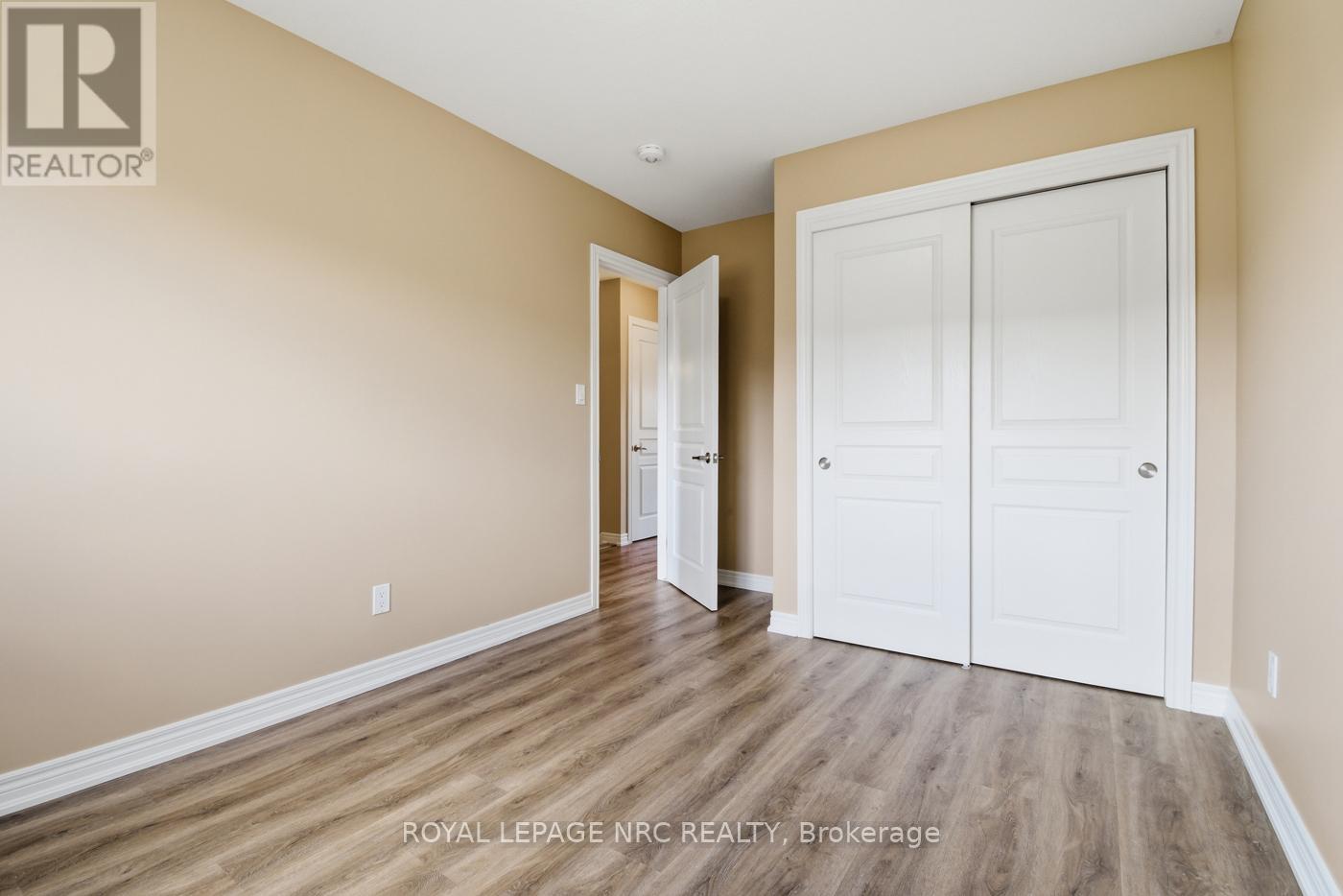 323 Silverwood Avenue, Welland (Coyle Creek), Ontario  L3C 0C5 - Photo 15 - X12977986