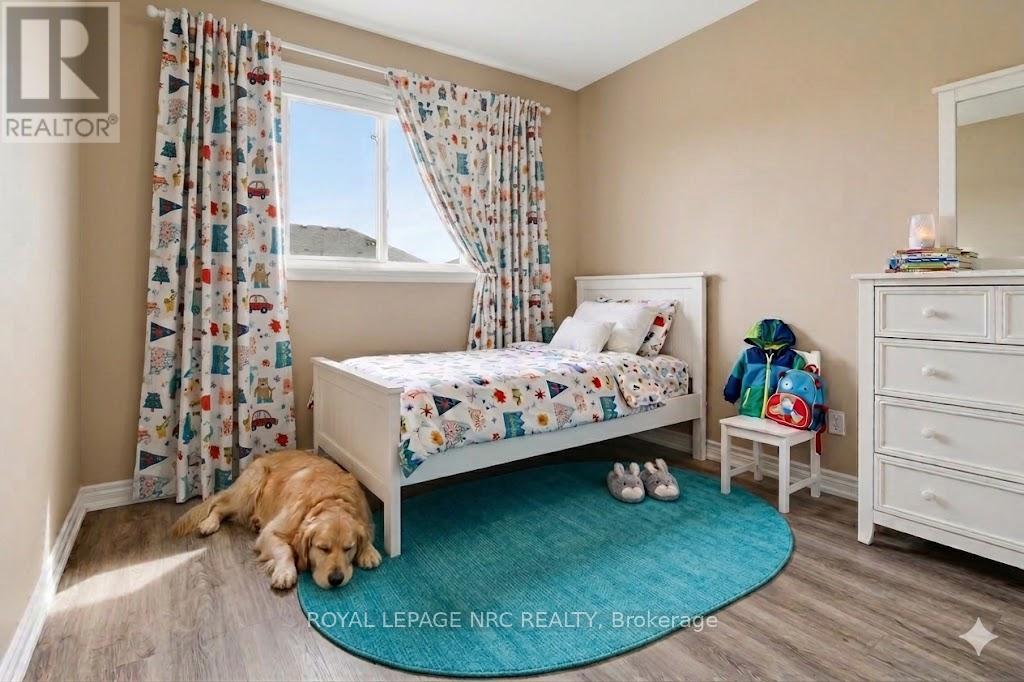 323 Silverwood Avenue, Welland (Coyle Creek), Ontario  L3C 0C5 - Photo 18 - X12977986