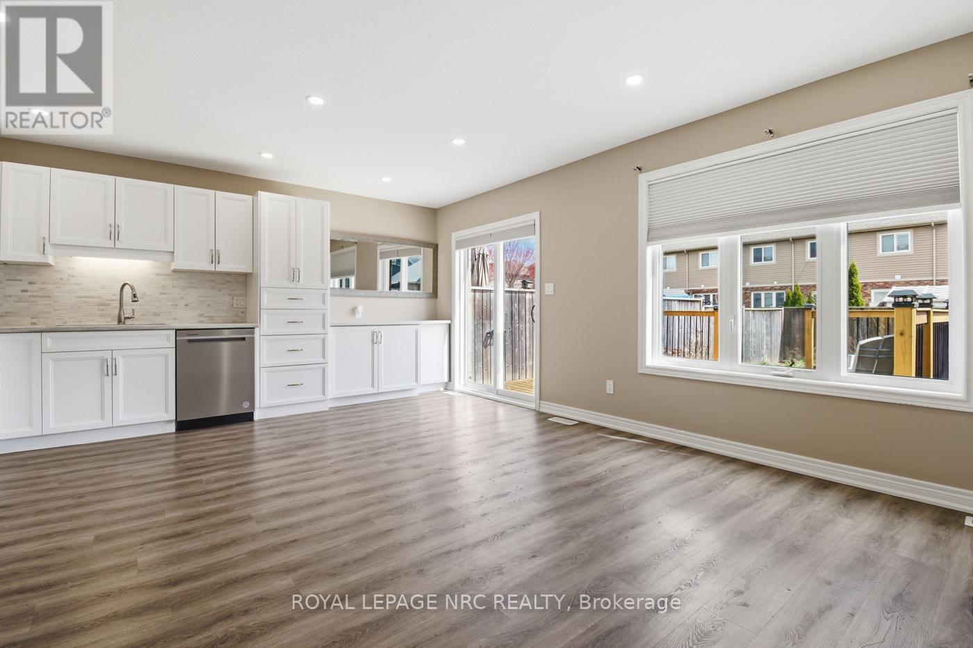 323 Silverwood Avenue, Welland (Coyle Creek), Ontario  L3C 0C5 - Photo 22 - X12977986