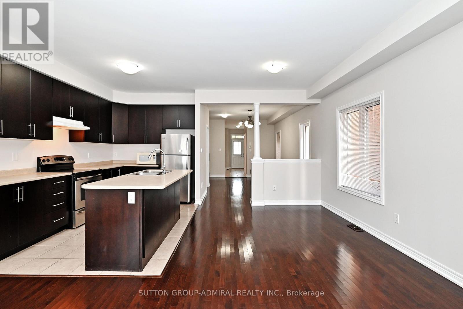 110 Southdown Avenue, Vaughan, Ontario  L6A 4N3 - Photo 17 - N12929200