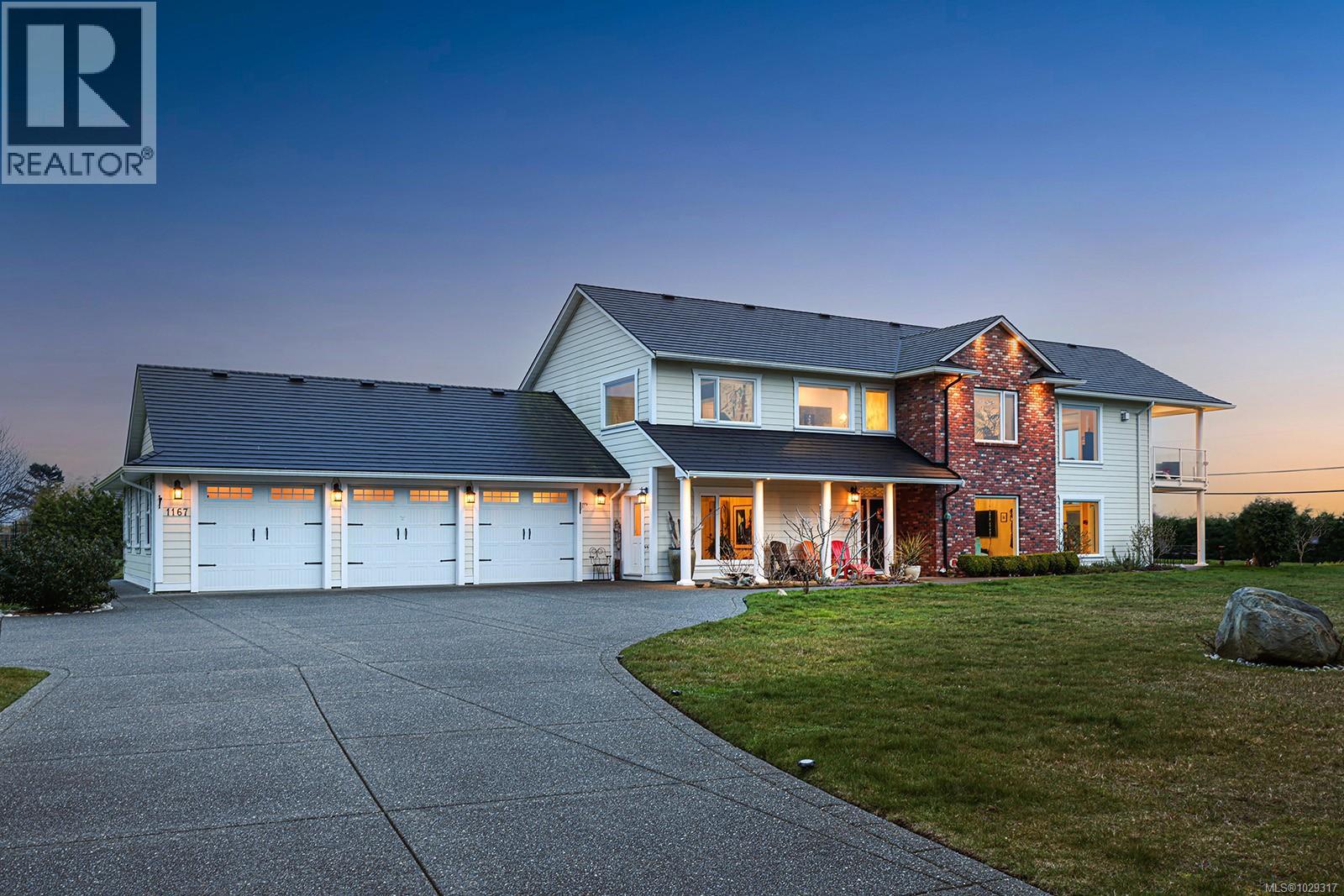 1167 Tara Rd, Comox, British Columbia  V9M 3T5 - Photo 1 - 1029317