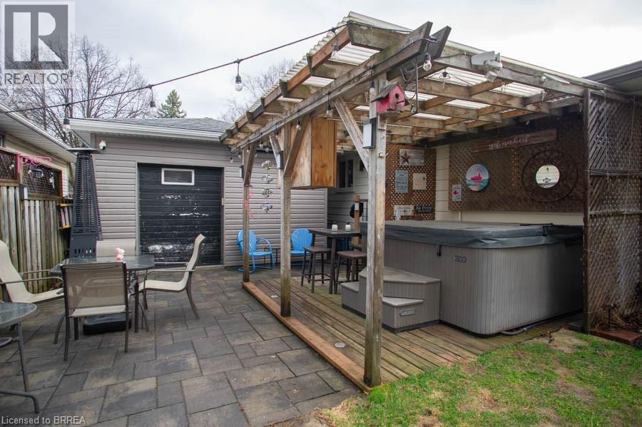 102 Century Hill Drive, Kitchener, Ontario  N2E 2H8 - Photo 26 - 40817435