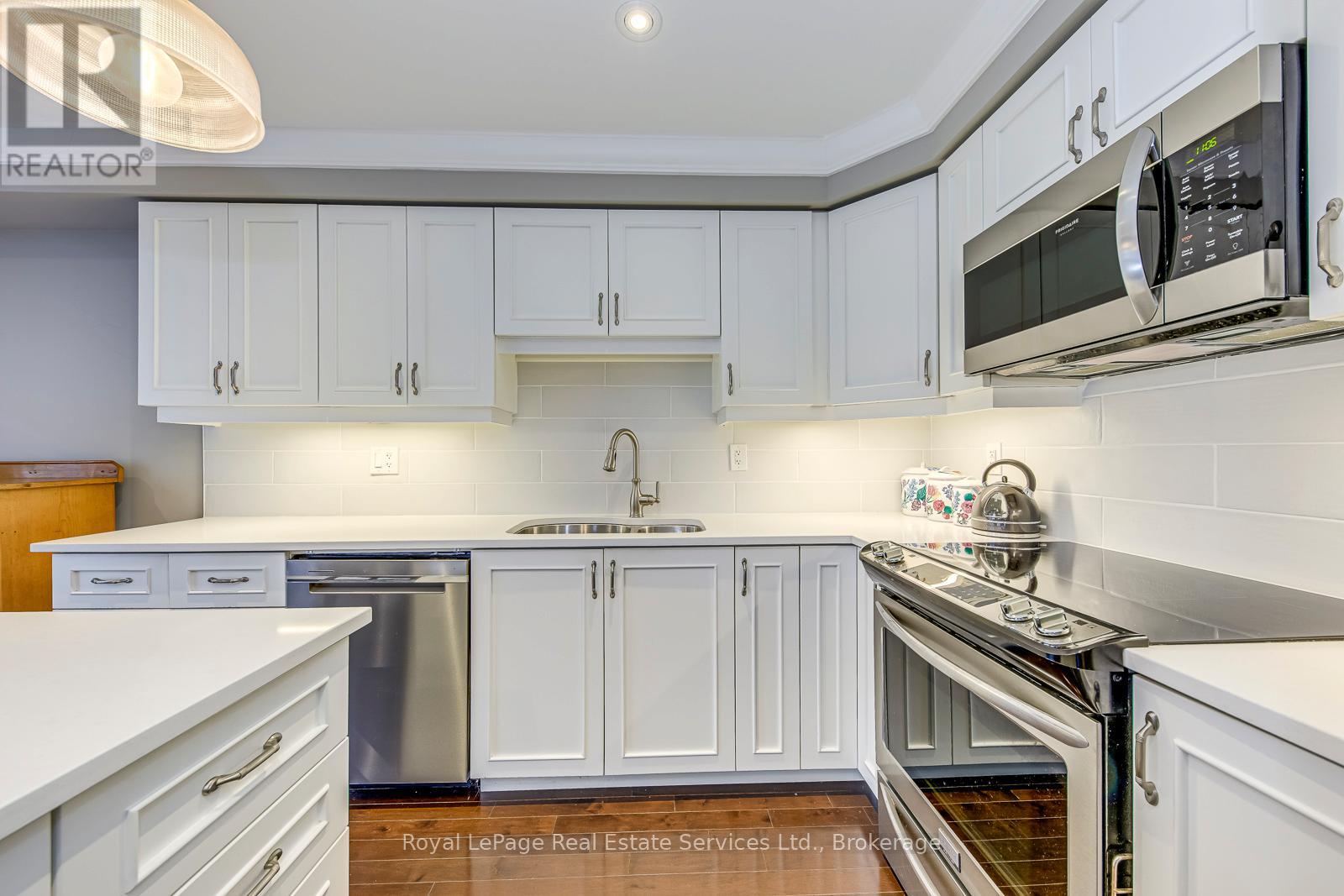 33 - 22 Spring Creek Drive, Hamilton, Ontario  L8B 1V7 - Photo 13 - X12998398