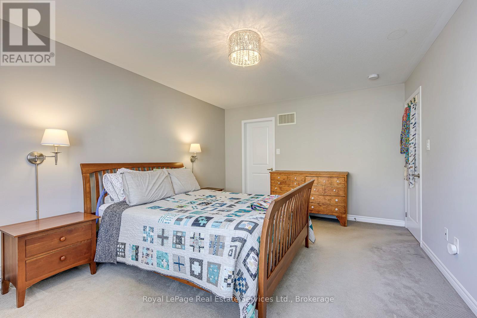 33 - 22 Spring Creek Drive, Hamilton, Ontario  L8B 1V7 - Photo 19 - X12998398