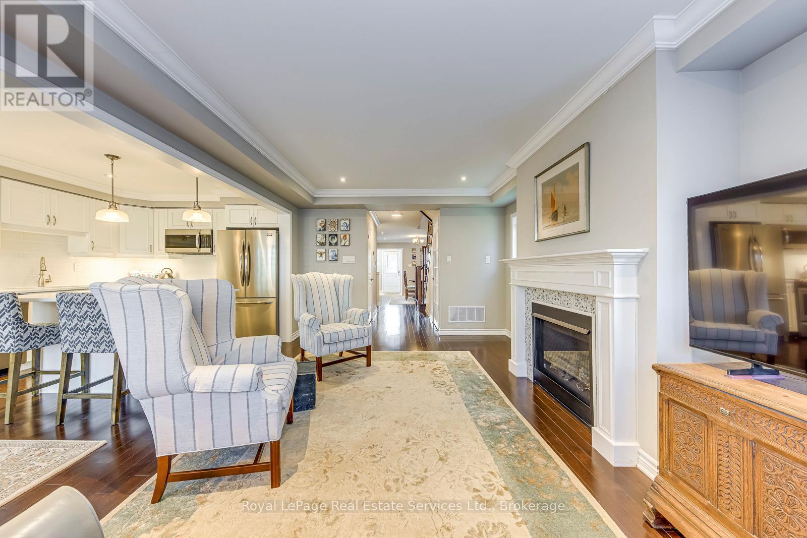 33 - 22 Spring Creek Drive, Hamilton, Ontario  L8B 1V7 - Photo 9 - X12998398