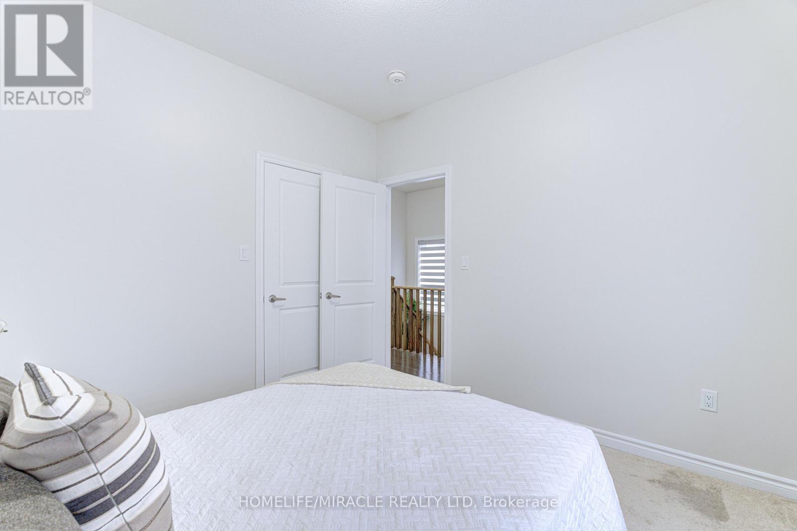 13 Truffle Court, Brampton, Ontario  L7A 5A6 - Photo 39 - W12998170