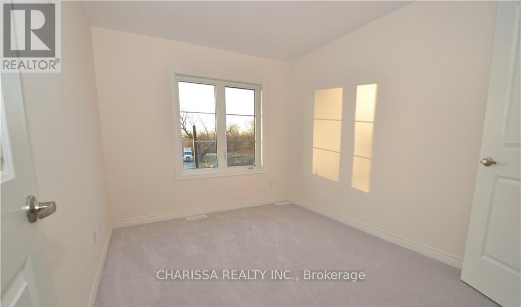 1085 Garner Road E, Hamilton, Ontario  L9G 0G9 - Photo 15 - X12981082