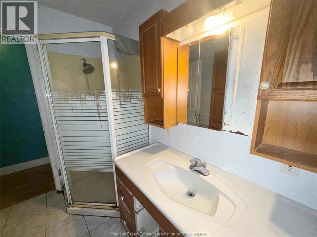 23 Marlborough Street East, Leamington, Ontario N8H 1W5 - Photo 15 - 26008144