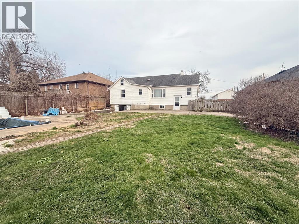 23 Marlborough Street East, Leamington, Ontario N8H 1W5 - Photo 27 - 26008144