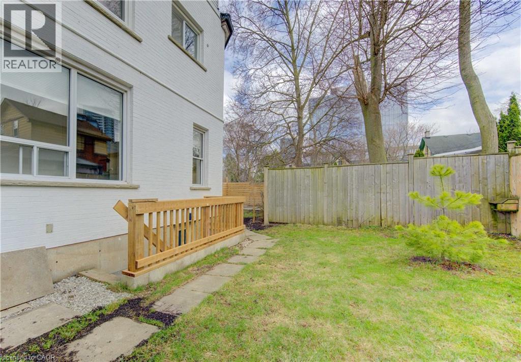 67 Louisa Street, Kitchener, Ontario  N2H 5L9 - Photo 41 - 40813540