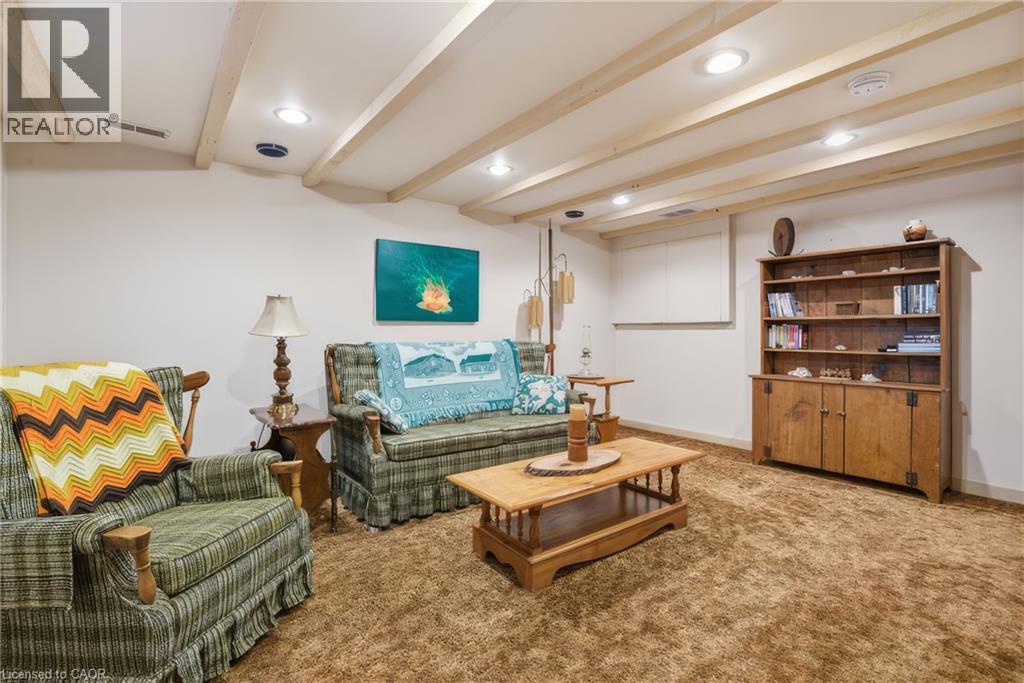 24 Queensway Drive, St. Jacobs, Ontario  N0B 2N0 - Photo 40 - 40820472