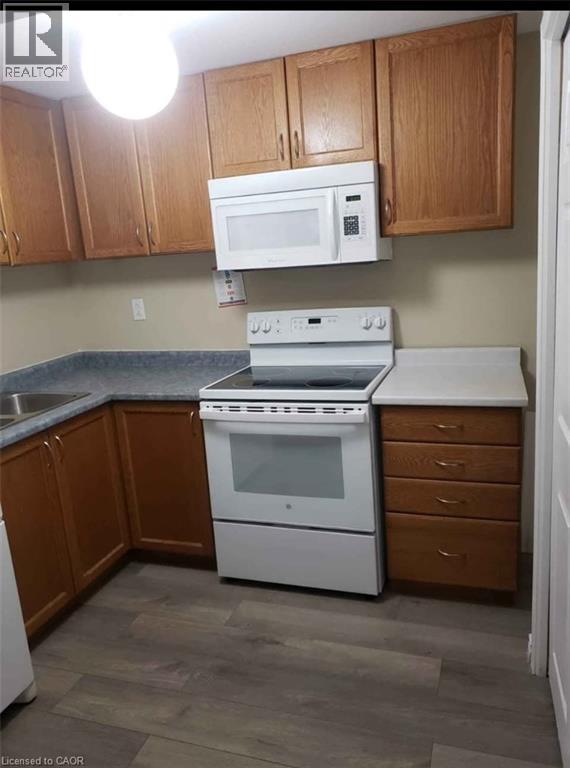 679 Commonwealth Crescent Unit# Lower, Kitchener, Ontario  N2E 4J8 - Photo 4 - 40820855