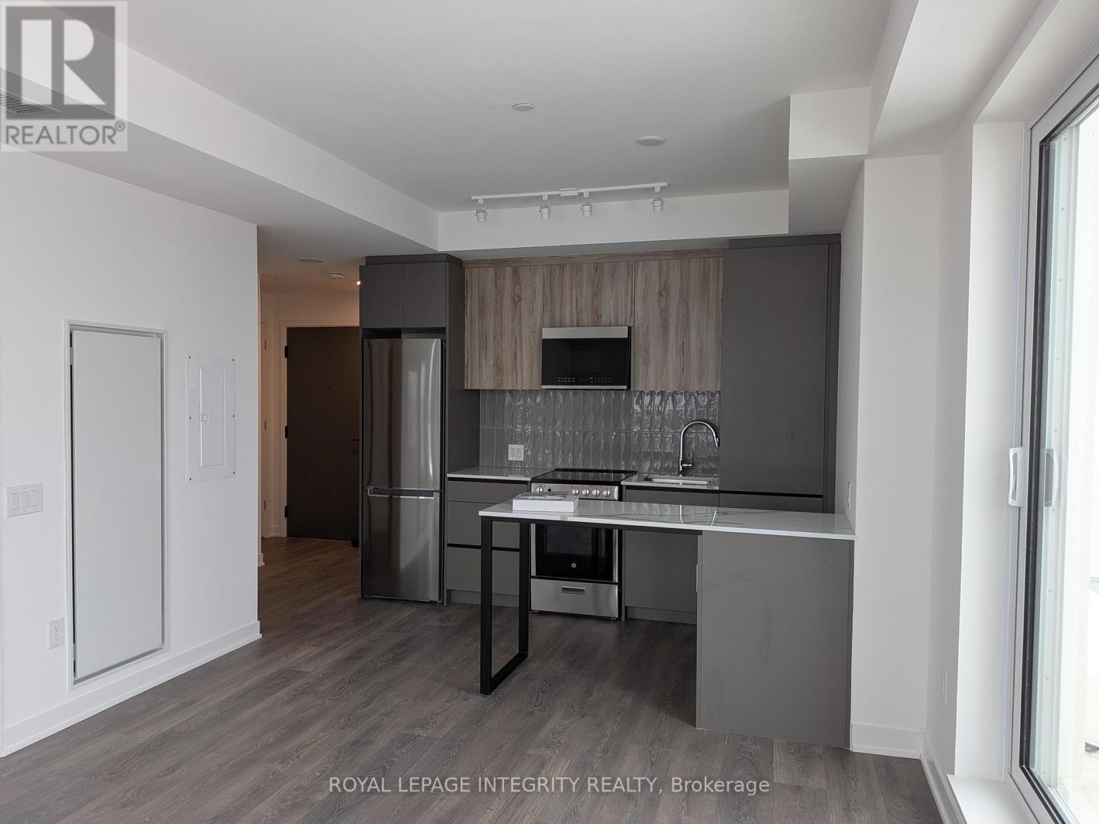 1405 - 10 All Nations Drive, Brampton, Ontario  L7A 5M5 - Photo 7 - W12998320