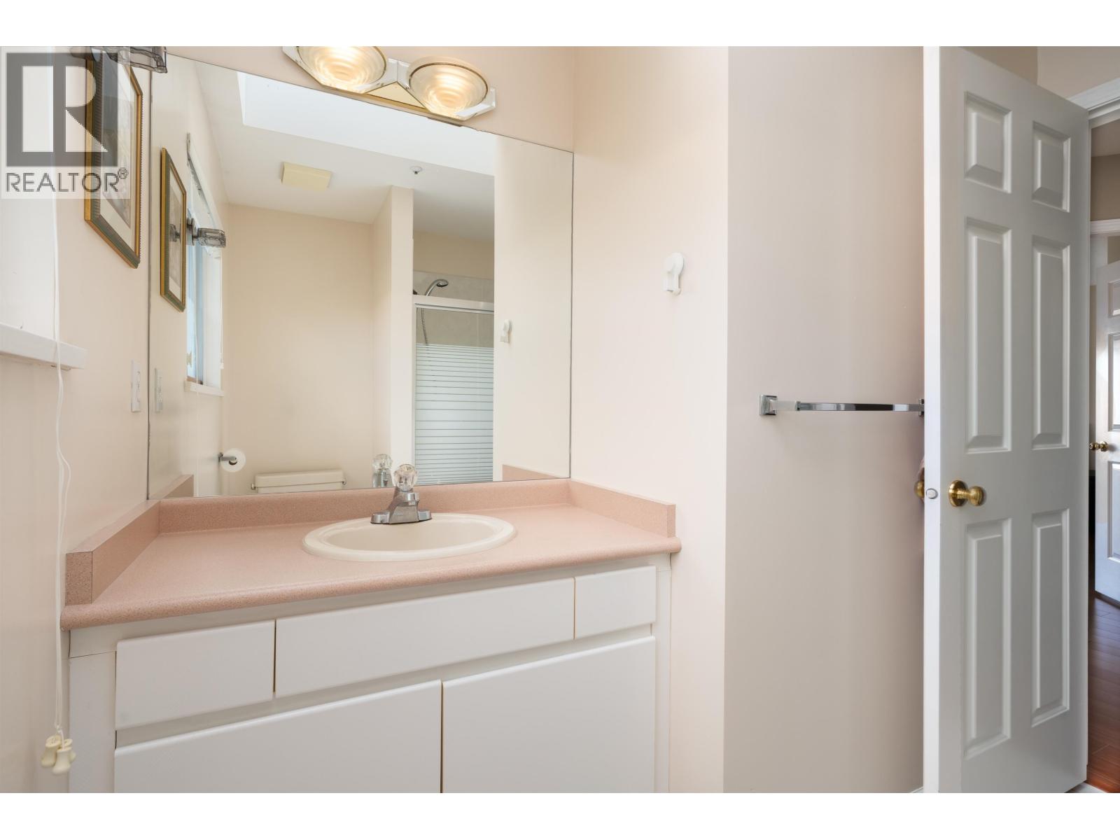 8162 Haig Street, Vancouver, British Columbia  V6P 4R9 - Photo 17 - R3086211