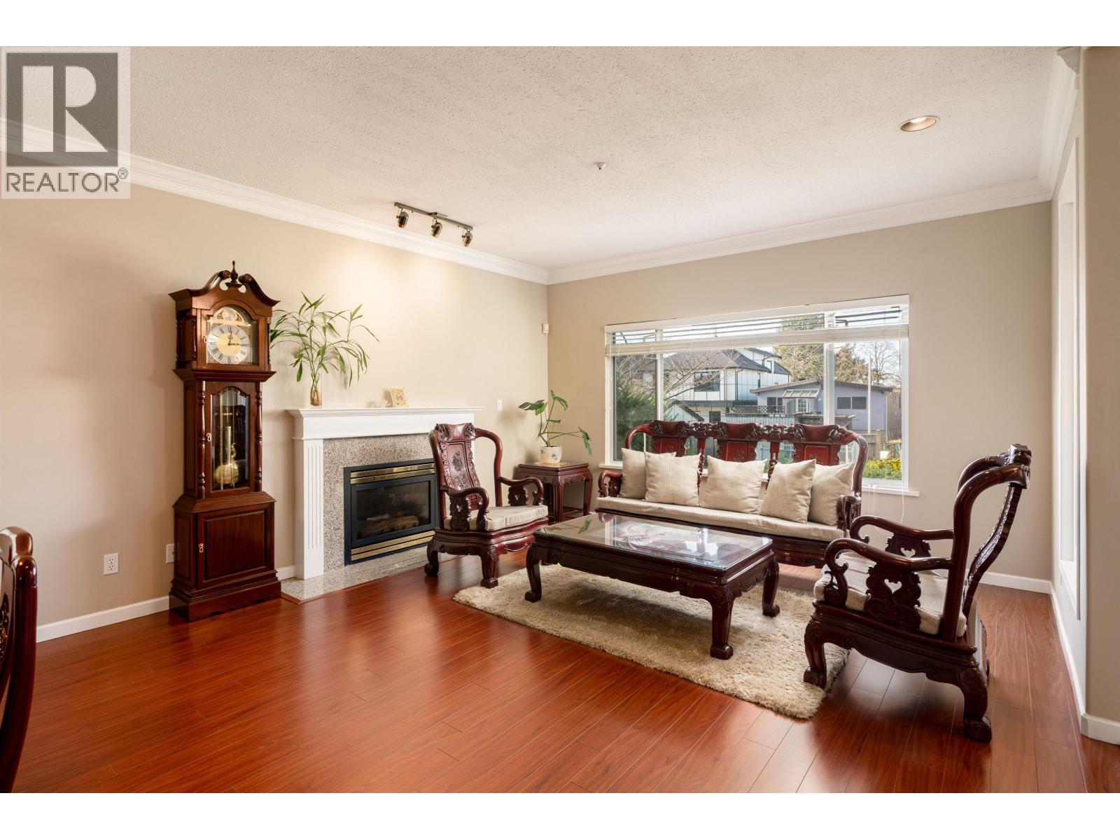 8162 Haig Street, Vancouver, British Columbia  V6P 4R9 - Photo 4 - R3086211