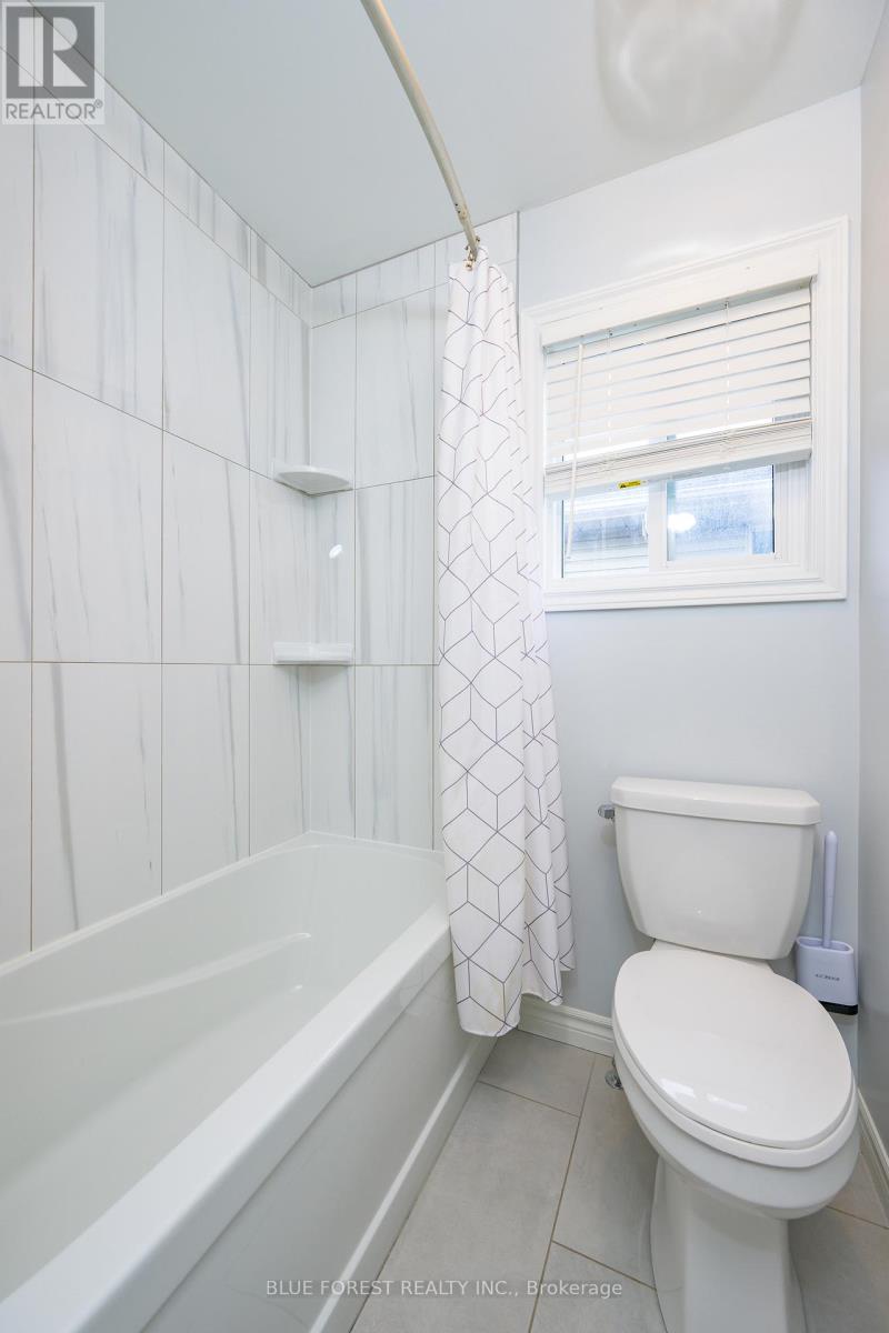 45 Kingsbridge Street, London East, Ontario  N5V 4S9 - Photo 17 - X12998306
