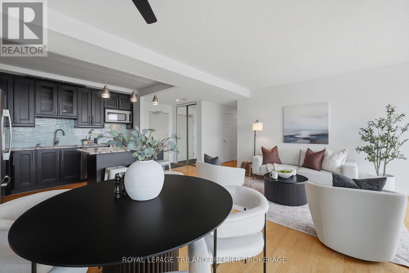 1004 - 600 Talbot Street, London East, Ontario  N6A 5L9 - Photo 13 - X12998410