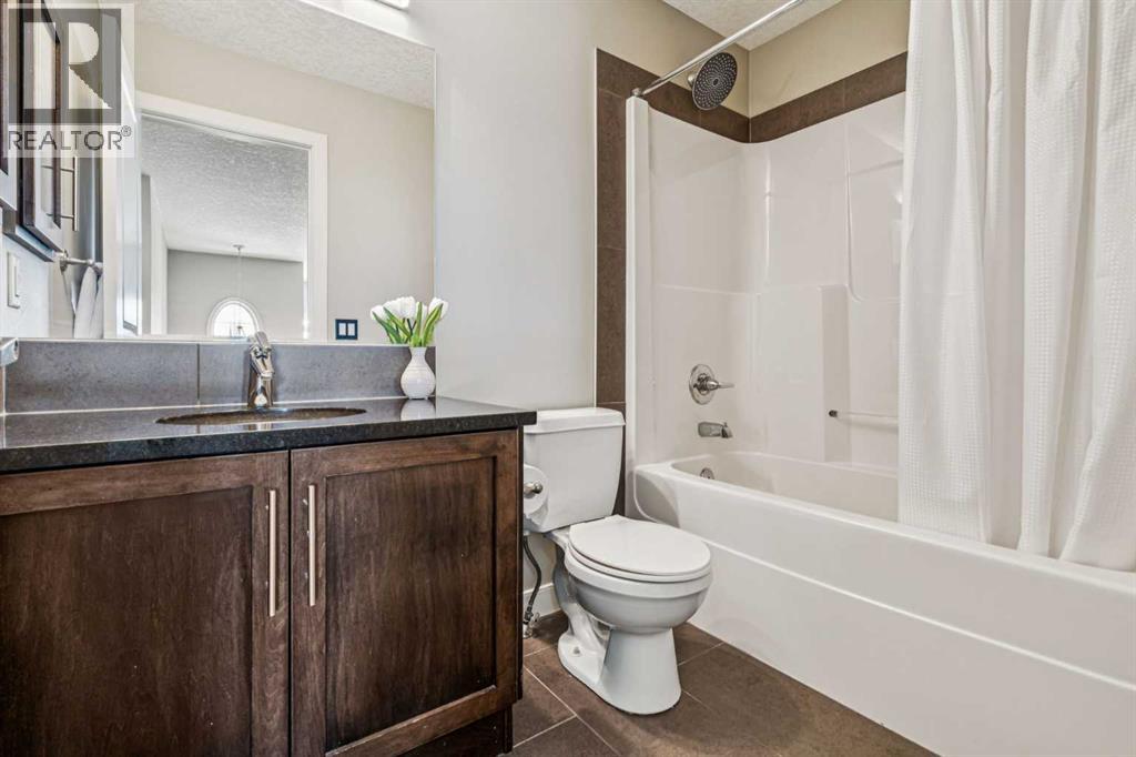 4 Drake Landing Gate, Okotoks, Alberta  T1S 0E5 - Photo 32 - A2298535