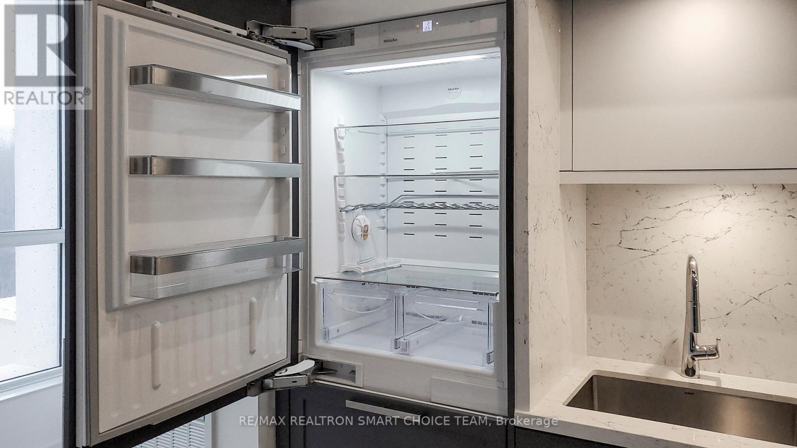 212 - 10 Inn On The Park Drive, Toronto, Ontario M3C 0P9 - Photo 26 - C12998292