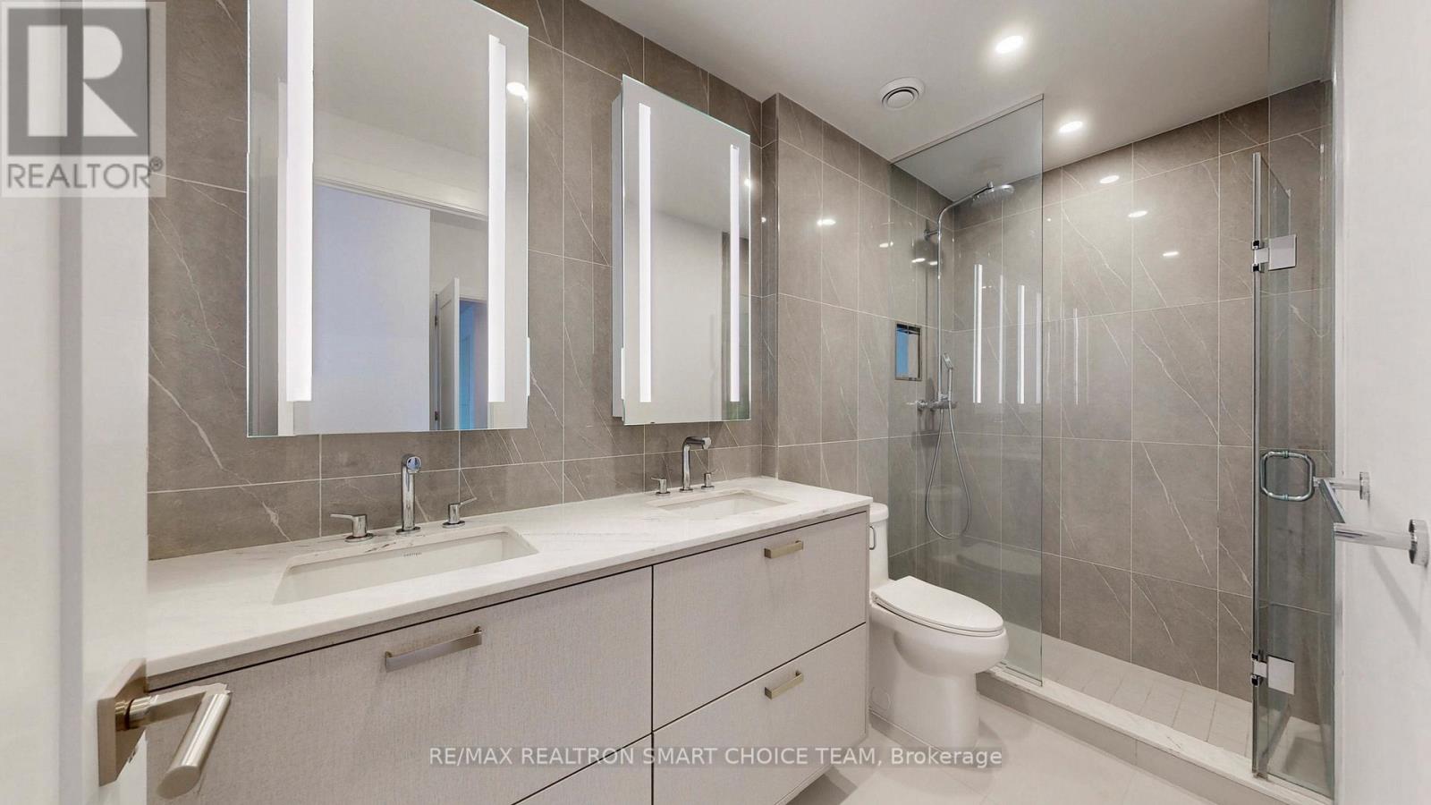 212 - 10 Inn On The Park Drive, Toronto, Ontario M3C 0P9 - Photo 31 - C12998292