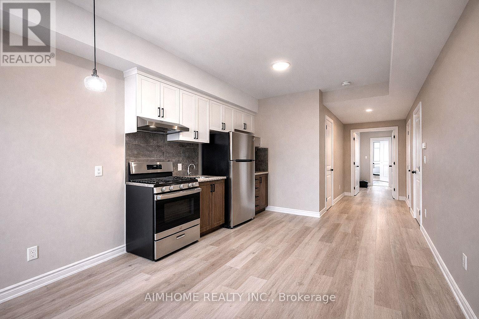 2 - 15 Waddington Crescent, Toronto, Ontario  M2J 2Z9 - Photo 2 - C12998404