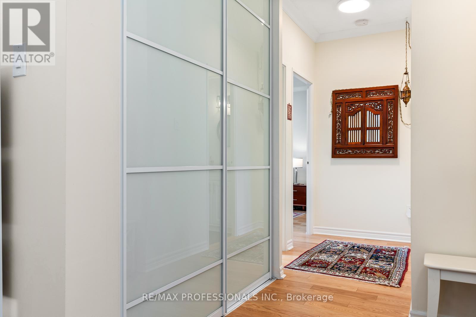 503 - 86 Gloucester Street, Toronto, Ontario  M4Y 2S2 - Photo 17 - C12998420