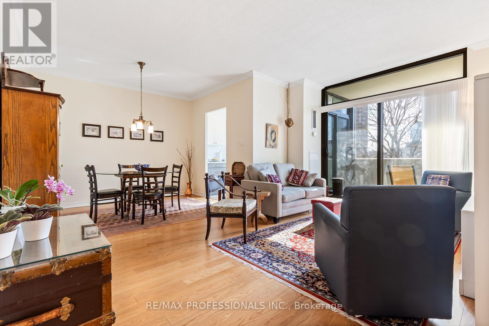 503 - 86 Gloucester Street, Toronto, Ontario  M4Y 2S2 - Photo 5 - C12998420