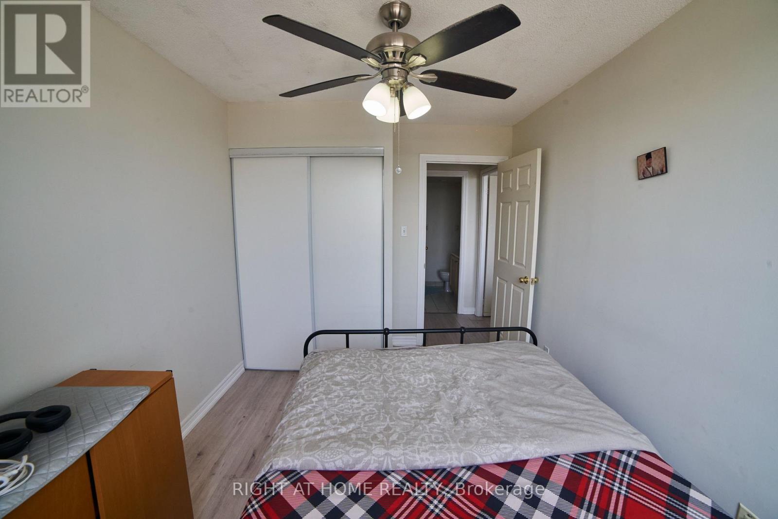 609 - 1700 Eglinton Avenue E, Toronto, Ontario  M4A 2X4 - Photo 11 - C12998434