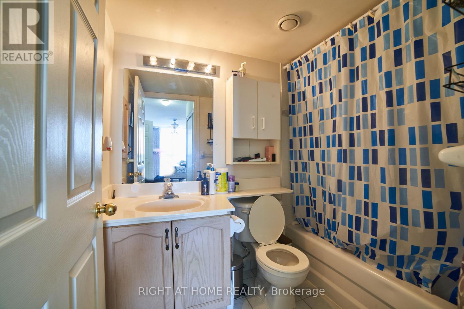 609 - 1700 Eglinton Avenue E, Toronto, Ontario  M4A 2X4 - Photo 20 - C12998434