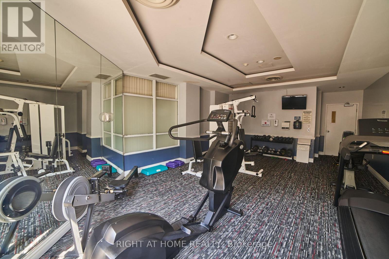 609 - 1700 Eglinton Avenue E, Toronto, Ontario  M4A 2X4 - Photo 25 - C12998434